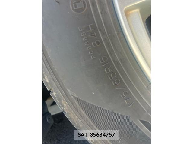 Honda FIT 2009-10 8207517-11