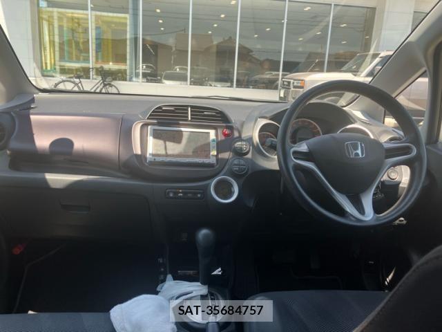 Honda FIT 2009-10 8207517-15
