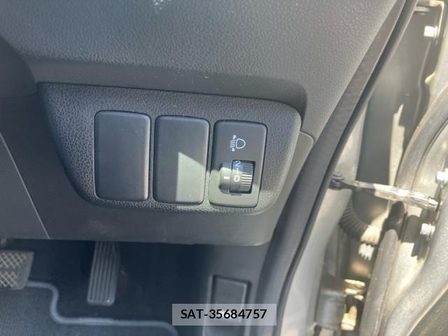 Honda FIT 2009-10 8207517-19