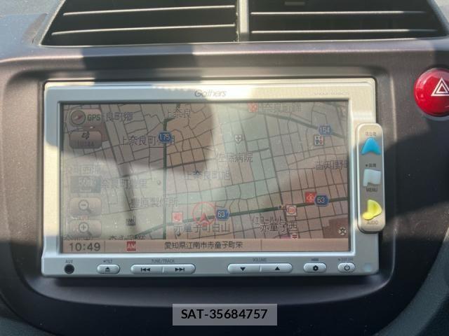 Honda FIT 2009-10 8207517-21