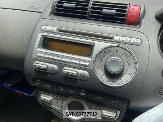 Honda FIT 2006-02 8207519-14