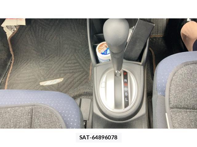 Honda FIT 2010-04 8207520-12