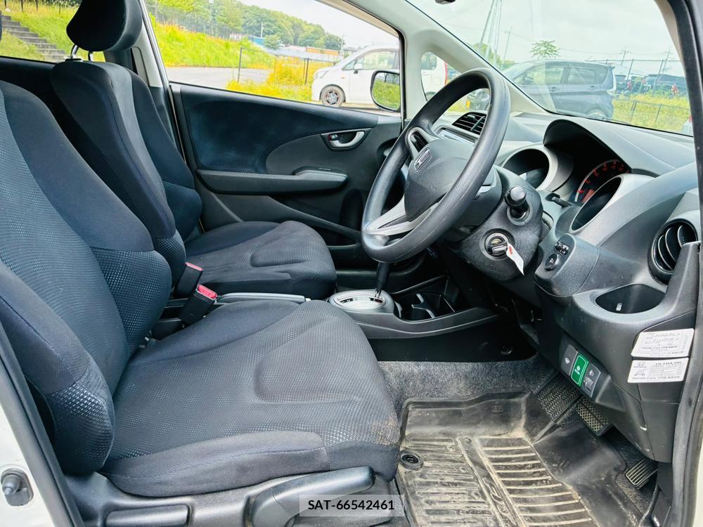 Honda FIT 2012-09 7999442-11
