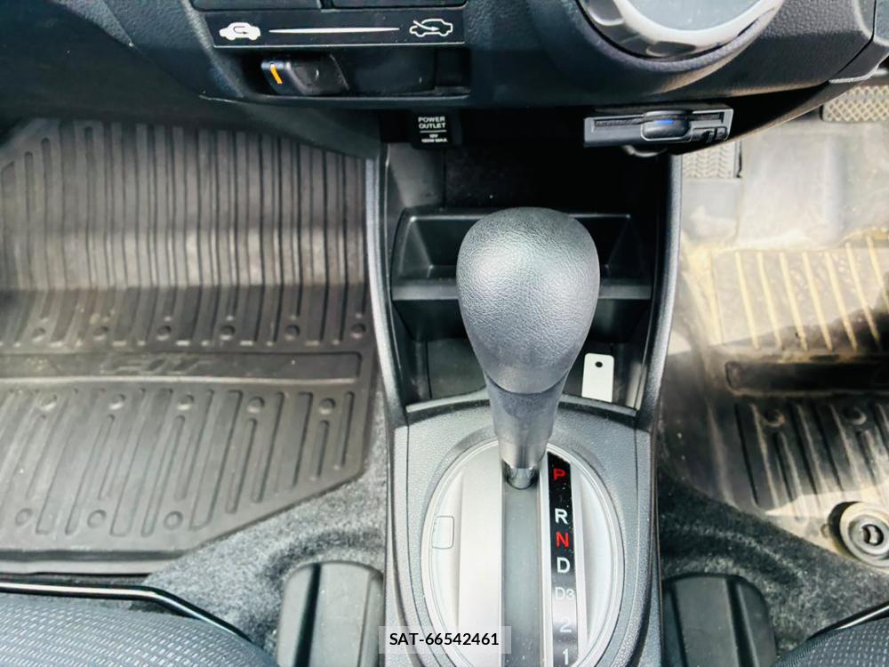 Honda FIT 2012-09 7999442-19