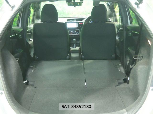 Honda FIT 2015-10 8207508-23