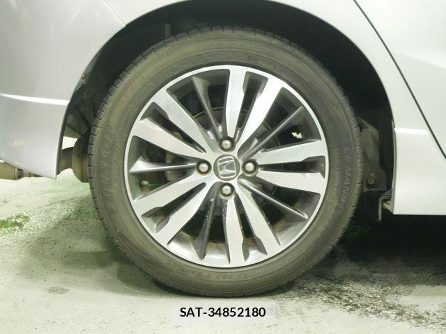 Honda FIT 2015-10 8207508-27