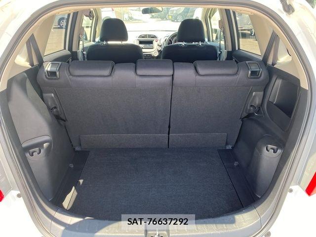 Honda FIT 2013-02 8207513-19