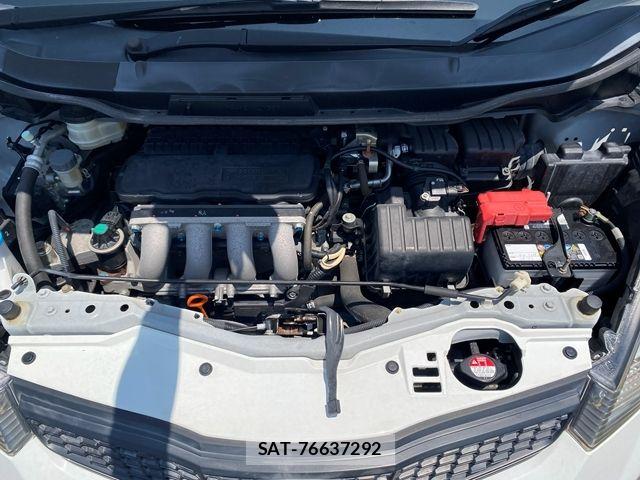 Honda FIT 2013-02 8207513-28