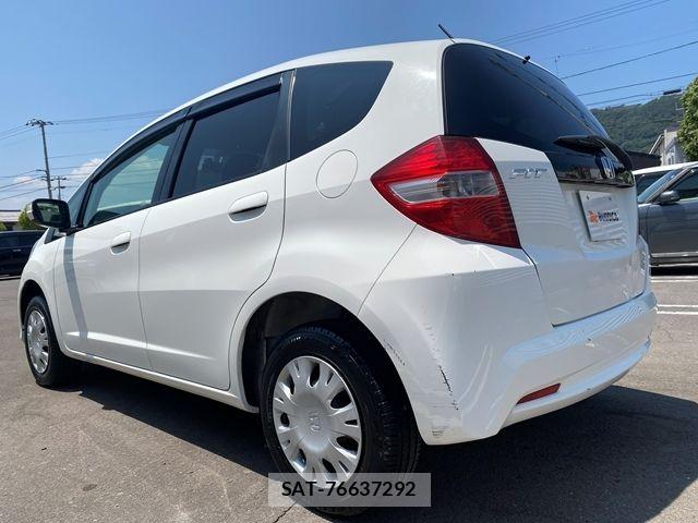 Honda FIT 2013-02 8207513-8