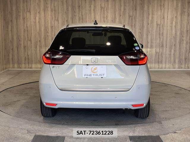 Honda FIT 2020-05 8207506-23