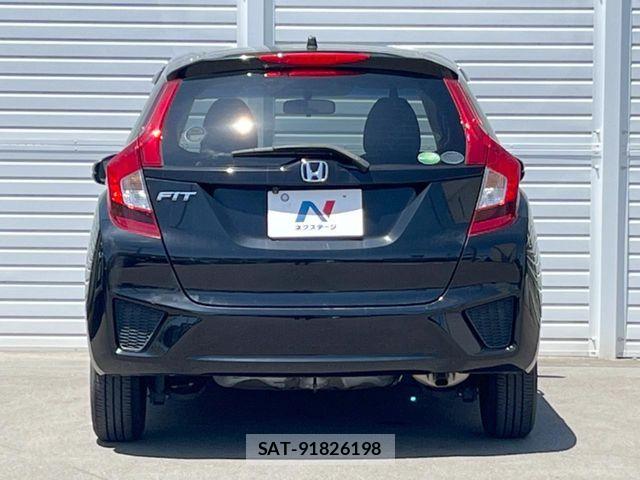 Honda FIT 2014-03 8207510-14