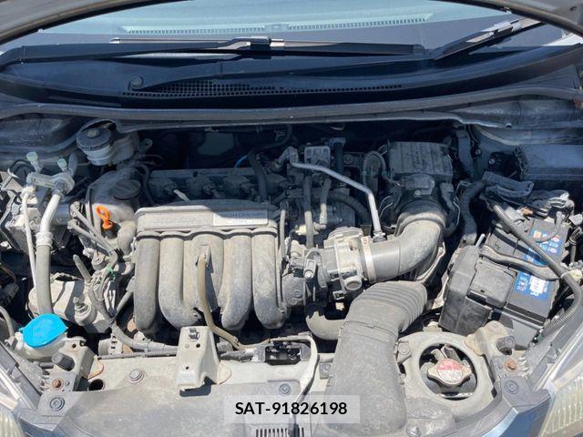 Honda FIT 2014-03 8207510-17