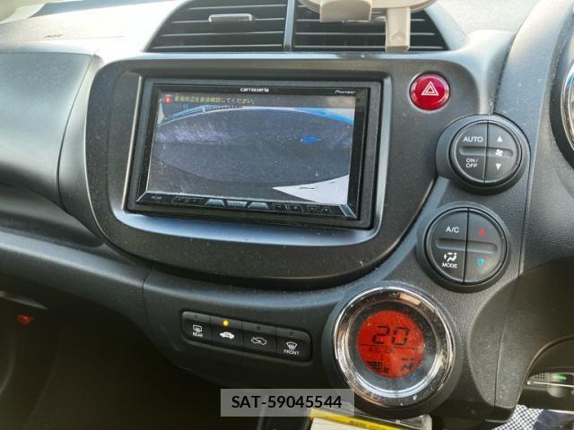 Honda FIT 2011-10 8207516-19