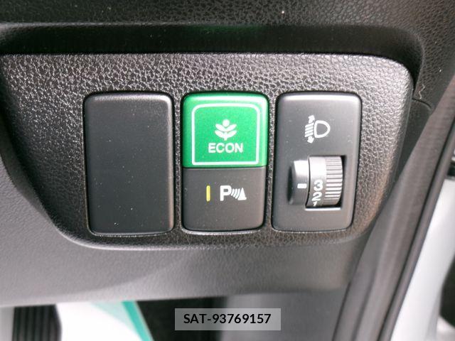 Honda FIT 2012-08 8207514-13