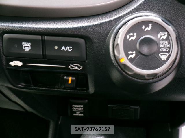 Honda FIT 2012-08 8207514-15