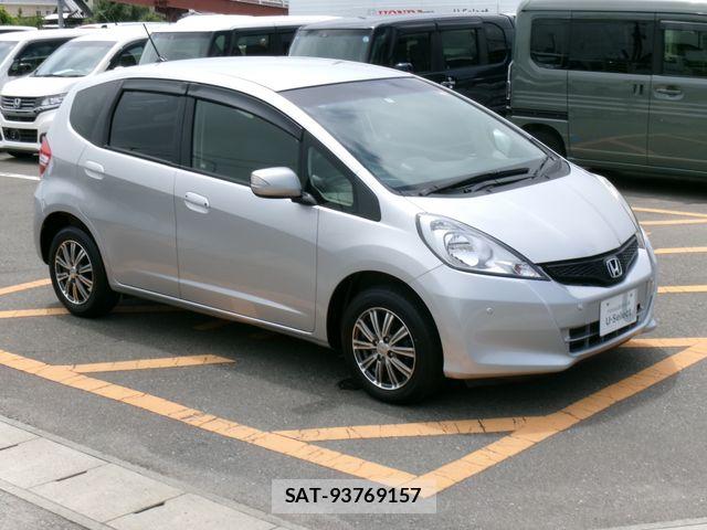 Honda FIT 2012-08 8207514-2