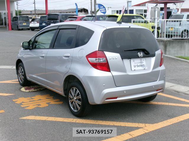 Honda FIT 2012-08 8207514-6