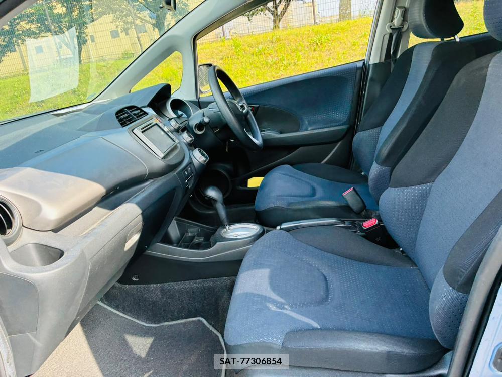Honda FIT 2009-05 8150198-10