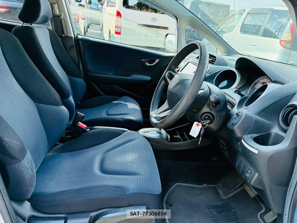 Honda FIT 2009-05 8150198-11