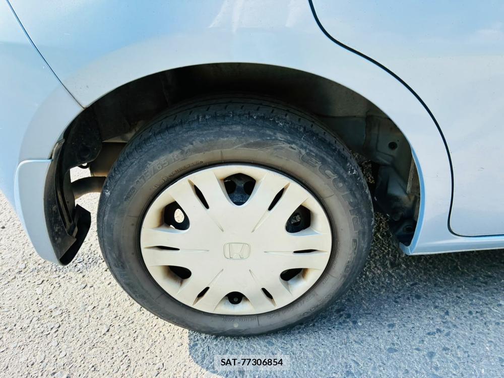 Honda FIT 2009-05 8150198-27