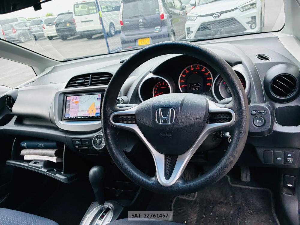 Honda FIT 2008-07 8068536-14