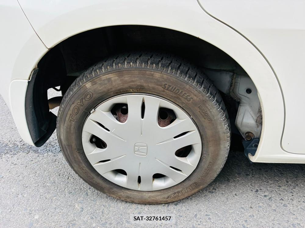 Honda FIT 2008-07 8068536-27