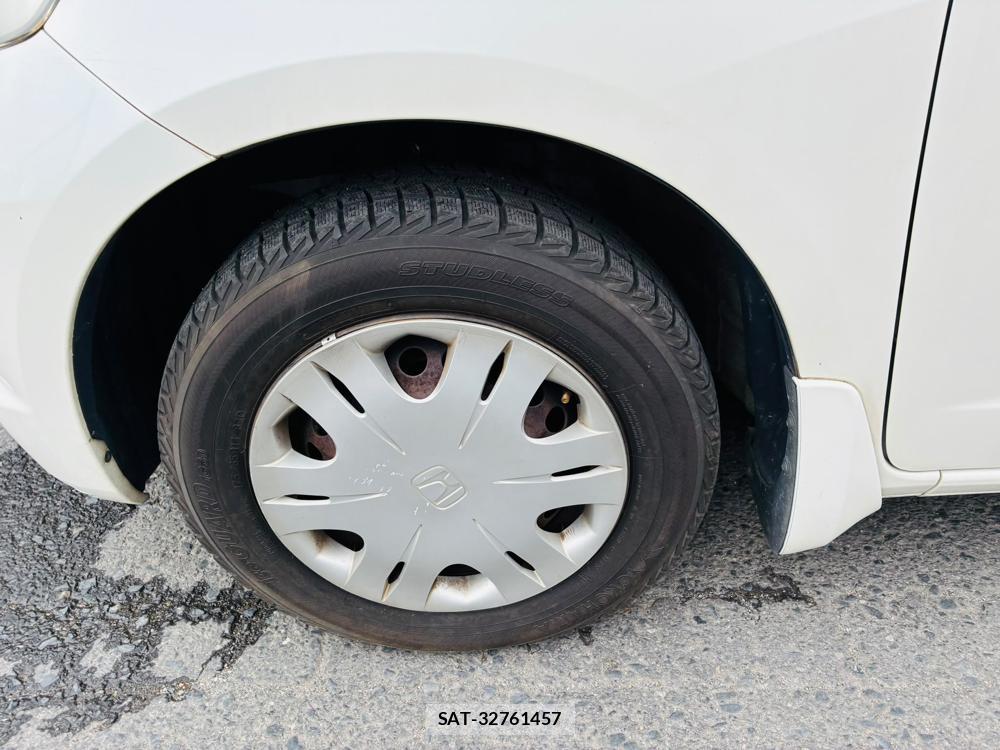 Honda FIT 2008-07 8068536-29