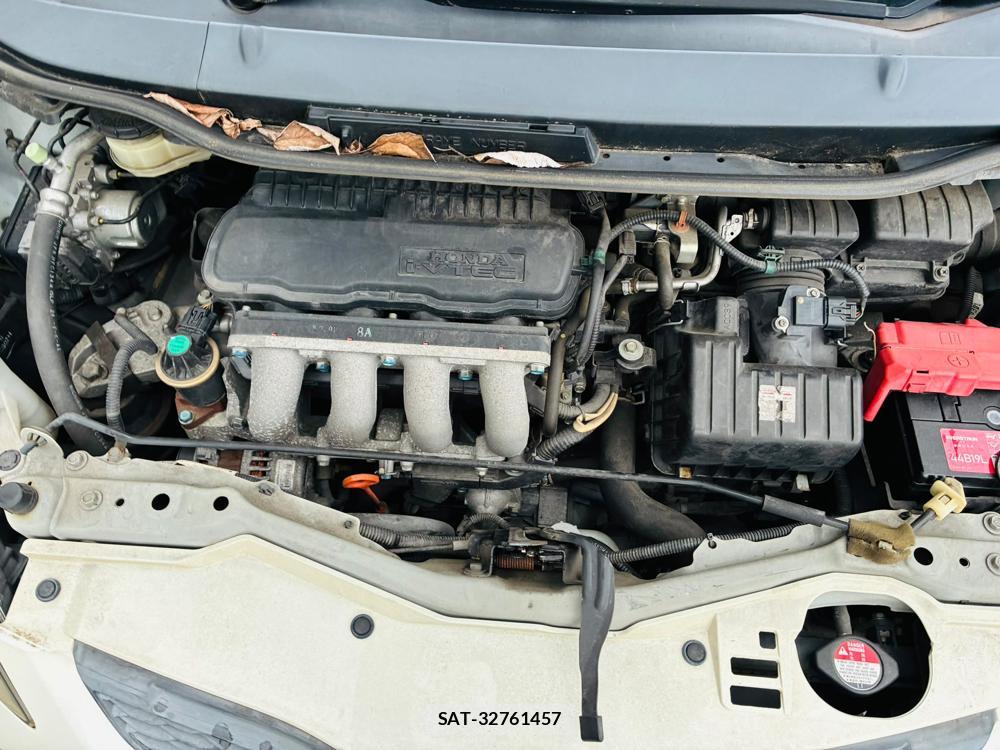 Honda FIT 2008-07 8068536-33