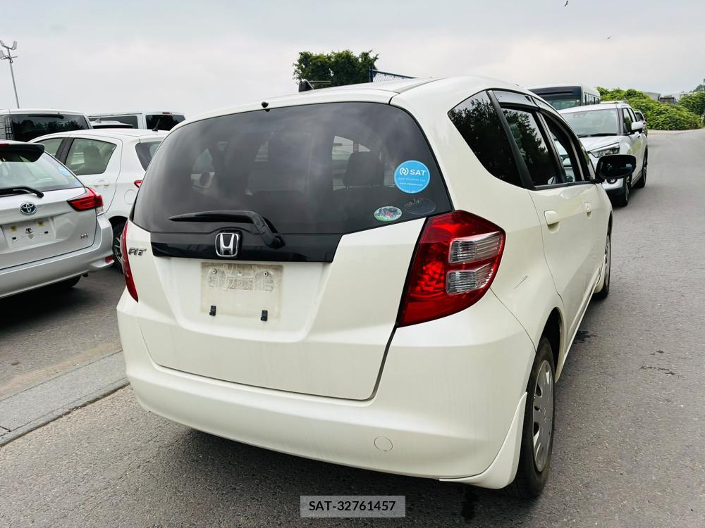 Honda FIT 2008-07 8068536-4