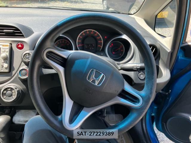 Honda FIT 2009-09 8230004-9