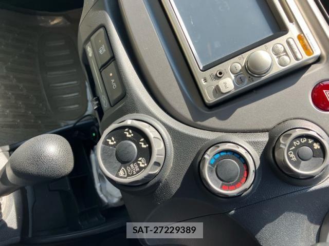 Honda FIT 2009-09 8230004-7