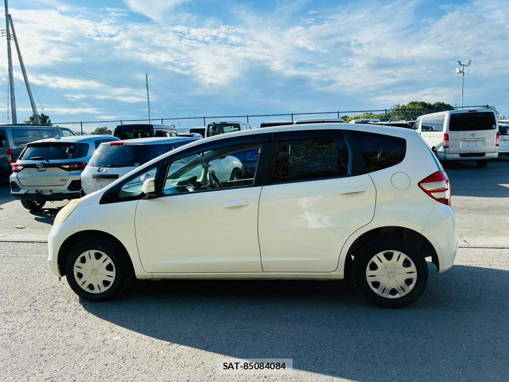 Honda FIT 2008-10 8199624-1