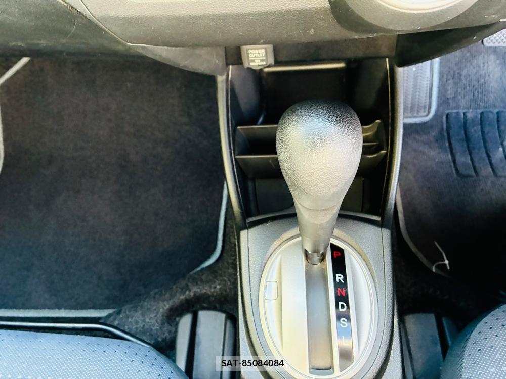 Honda FIT 2008-10 8199624-19