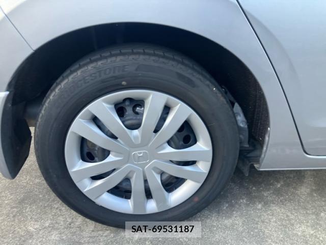 Honda FIT 2020-09 8229989-6
