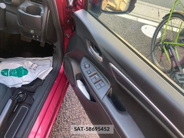 Honda FIT 2019-01 8229990-6