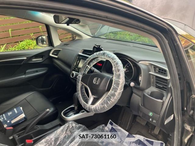 Honda FIT 2014-01 8230001-13