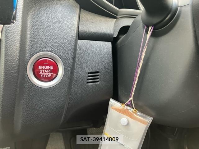 Honda FIT 2014-03 8229998-13