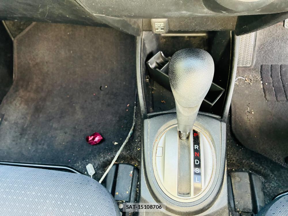 Honda FIT 2008-09 8199625-19