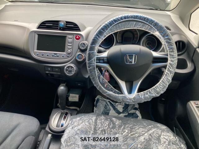 Honda FIT 2009-11 8230005-15