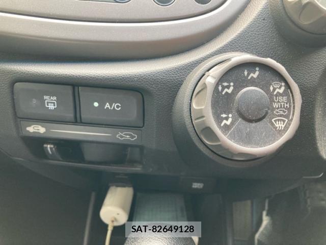 Honda FIT 2009-11 8230005-17