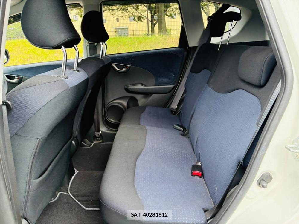 Honda FIT 2010-08 8170160-9