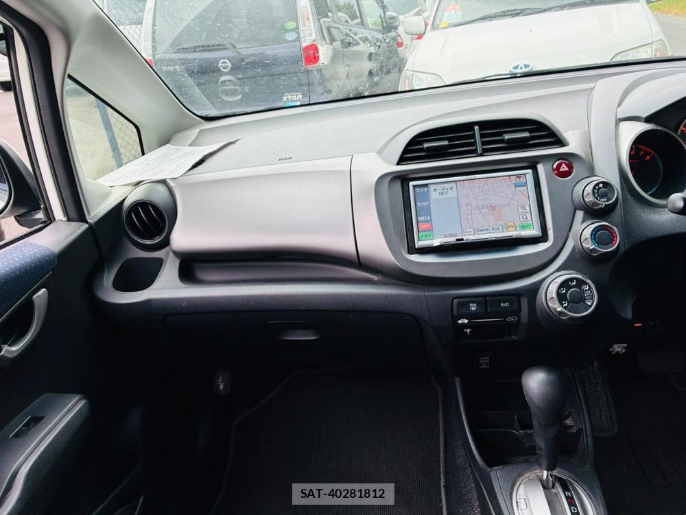 Honda FIT 2010-08 8170160-17