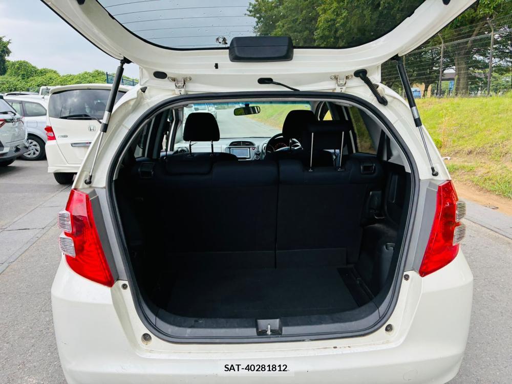 Honda FIT 2010-08 8170160-24