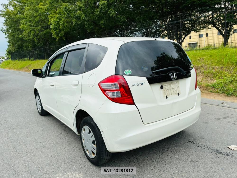 Honda FIT 2010-08 8170160-2
