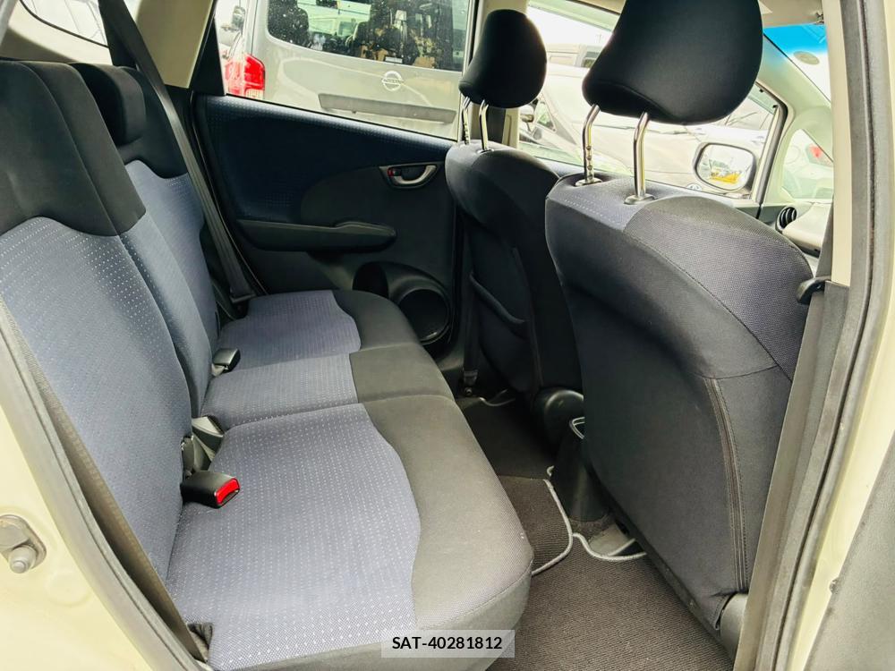 Honda FIT 2010-08 8170160-8