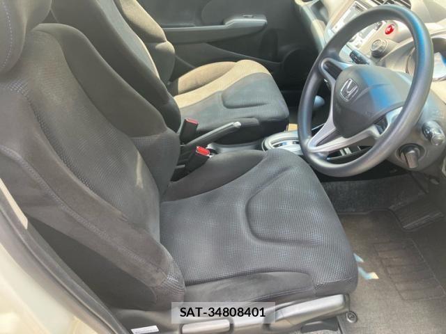 Honda FIT 2011-08 8229997-9