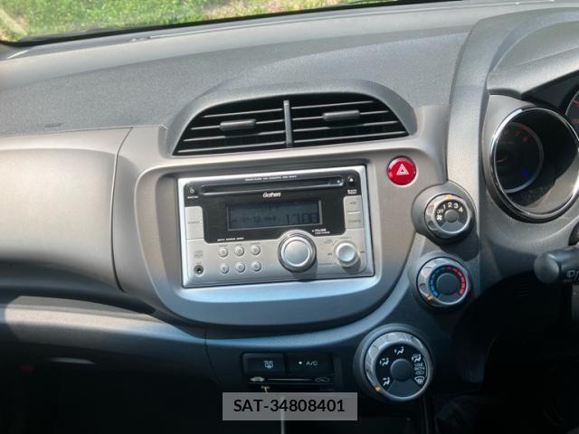 Honda FIT 2011-08 8229997-15