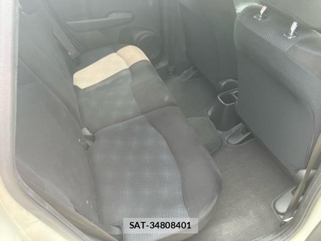 Honda FIT 2011-08 8229997-18