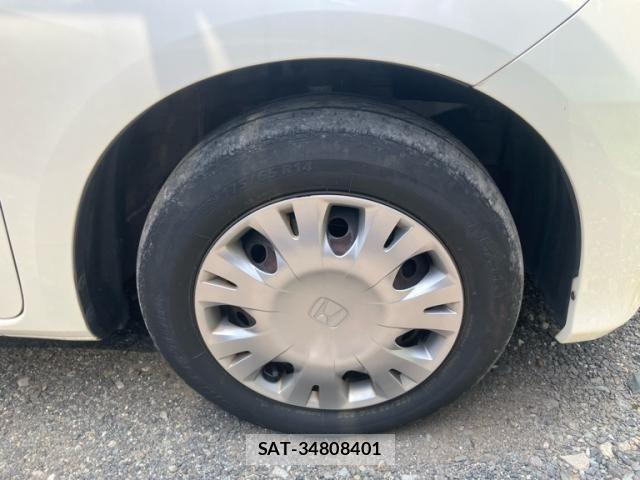 Honda FIT 2011-08 8229997-6