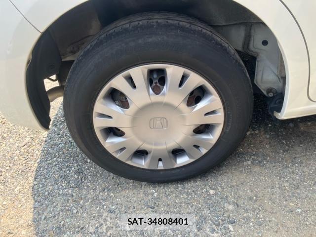 Honda FIT 2011-08 8229997-7